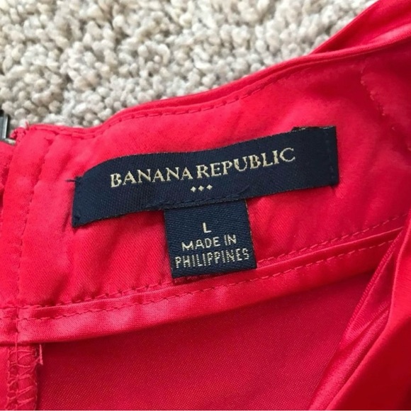 Banana Republic Sleeveless Ruffle Top Size Large Red - Picture 3 of 5